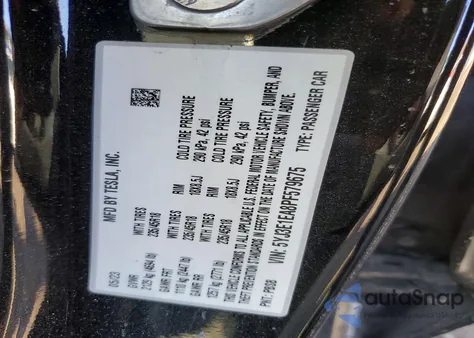 2023 Tesla Model 3 из США, поврежденный, VIN 5YJ3E1EA8PF579675